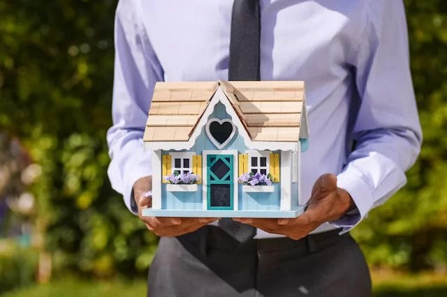 Virginia Real Estate License – Requirements for First-Time Applicants
